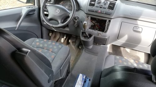 Bancheta spate interior complet 5 scaune Merc