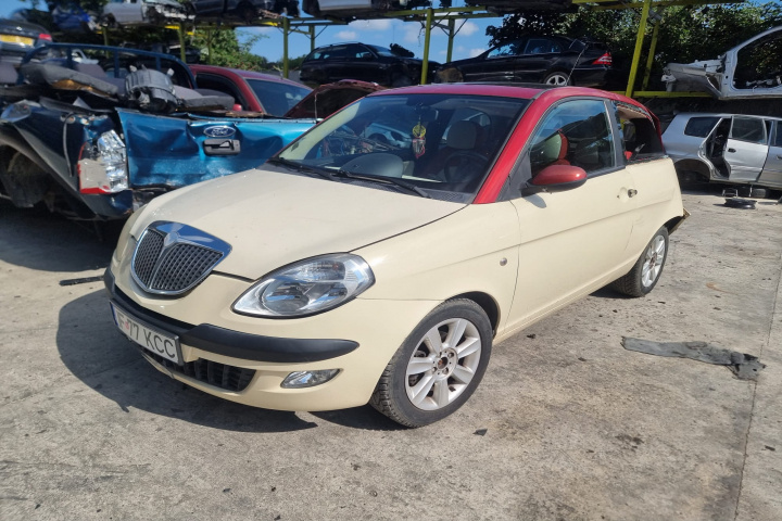 Bancheta spate Lancia Ypsilon 2005 HatchBack 1.4 benzina 843a1000