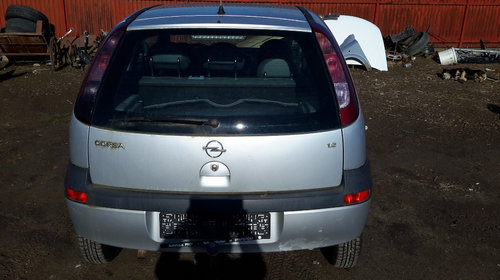 Bancheta spate Opel Corsa C 2001 hatchback 1.0