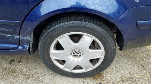 Bancheta spate Volkswagen Bora 2005 Berlina 1.9 TDI