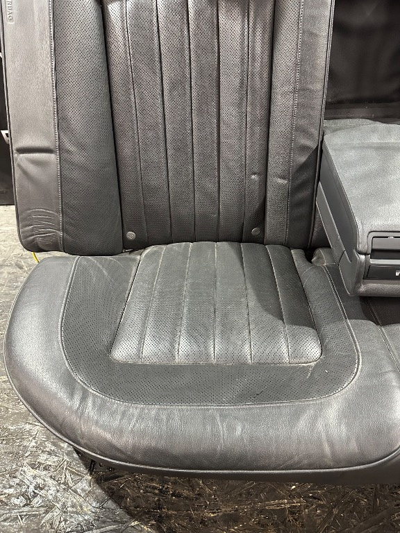 Bancheta spate Volkswagen Phaeton + kit prim ajutor - imagine 5