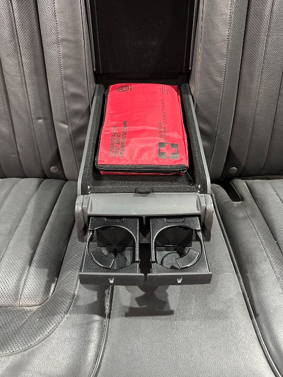 Bancheta spate Volkswagen Phaeton + kit prim ajutor - imagine 3