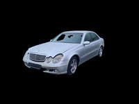 Bandou mijloc usa fata dreapta Mercedes-Benz E-Class W211/S211 [2002 - 2006] Sedan 4-usi E 220 CDI 5G-Tronic (150 hp)