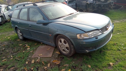 Bară față cu proiectoare Opel Vectra B, an 2001