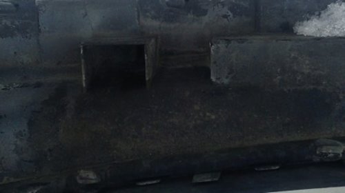 Bara cu grila radiator pentru Renault Trafic facelift