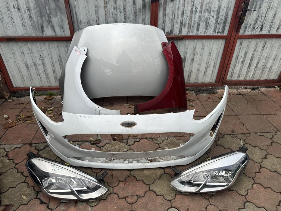Bara fata / aripa / far stanga dreapta Ford Fiesta 2019-2022