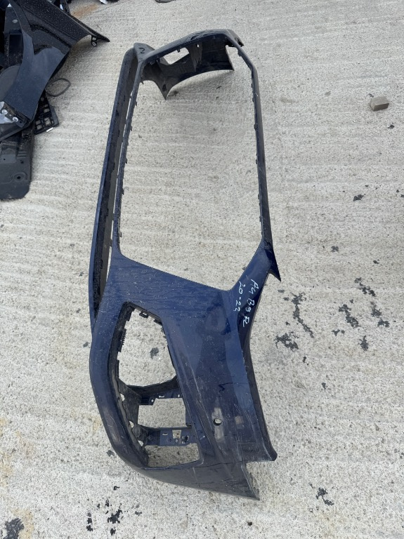 Bara fata Audi A4 B9 FACELIFT Albastra 2020/2021/2022/2023