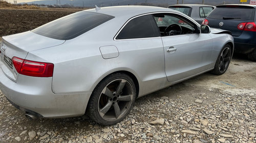 Bara fata Audi A5 2009 Coupe 2.7 Diesel