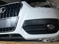 Bara fata Audi Q3 2014