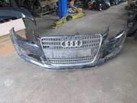 Bara fata audi q7 cu grila cu mic defect