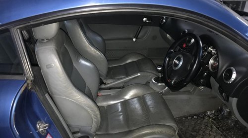 Bara fata AUDI TT 8N completa