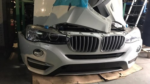 Bara fata BMW X4 F26 2018