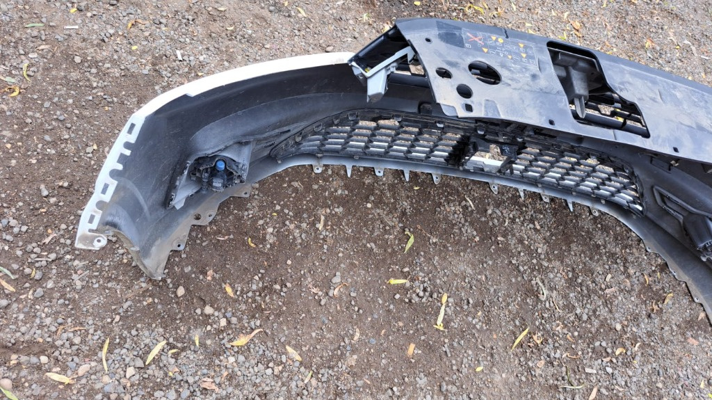 Bara fata completa Dacia Logan 3 cod 620