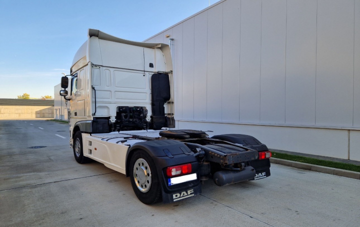 Bara fata completa Daf XF 106 generatia 