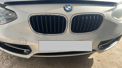 Bara fata cu defecte BMW seria 1 F20 glacier-silber metallic A83