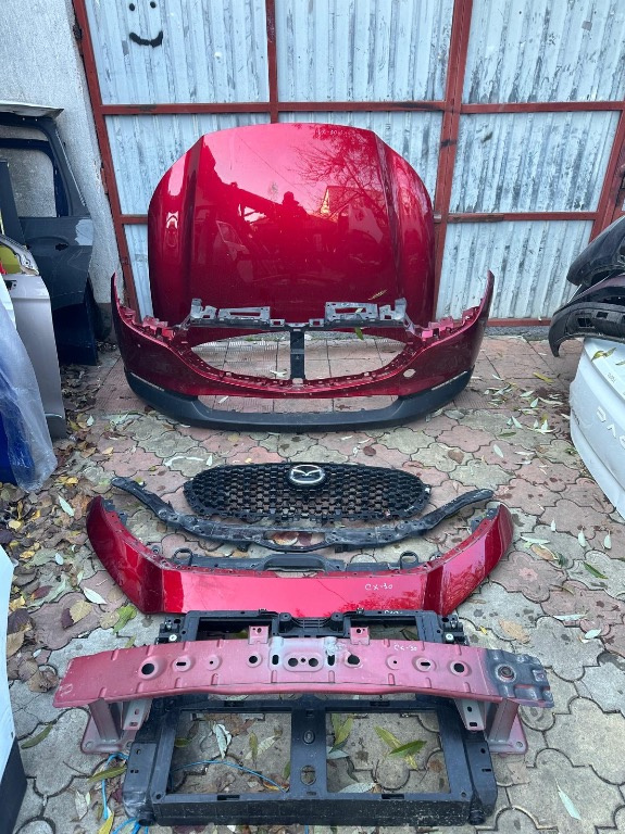 Bara fata cu grila / capota / trager / armatura bara fata Mazda CX-30 2019/2020/2021/2022/2023