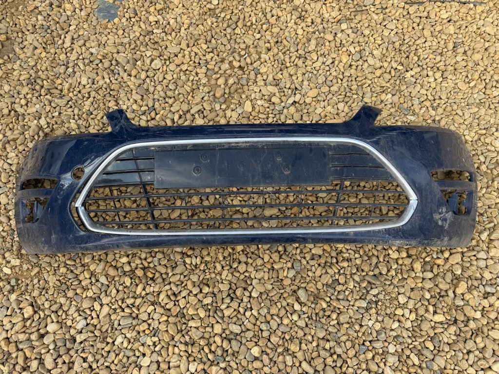 Bara fata cu grila Ford Mondeo MK4 2008/2009/2010/2011/2012/2013/2014
