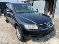 Bara FATA CU MICI DEFECTE CU PROIECTOARE INCLUSE VW Touareg 7L 2005 SUV 2.5