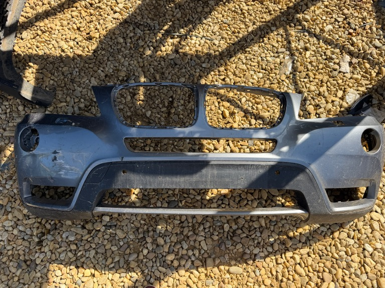 Bara fata cu spoiler BMW X3 F25 2010/2011/2012/2013/2014