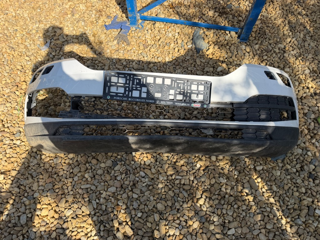 Bara fata cu spoiler Skoda Karoq 2017/2018/2019/2020/2021/2022