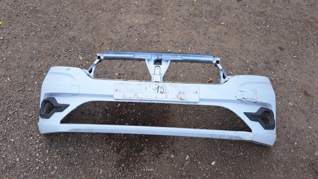 Bara fata Dacia Logan 3 cod cod 620223104R