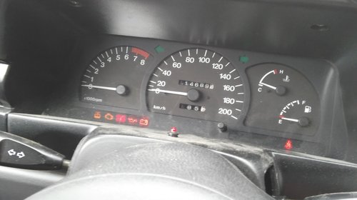 Bara fata Daewoo Cielo 2006 Berlina 1.5