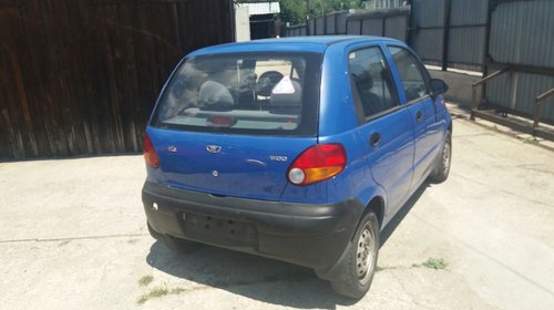 Bara fata Daewoo Matiz 2008 Berlina 0.8 Benzina