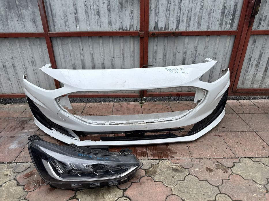 Bara fata / far dreapta Ford Focus 4 facelift 2020/2021/2022/2023