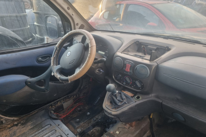 Bara fata Fiat Doblo [2001 - 2005] Miniv