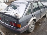 Bara fata - Ford Escort 1.4i, an 1987