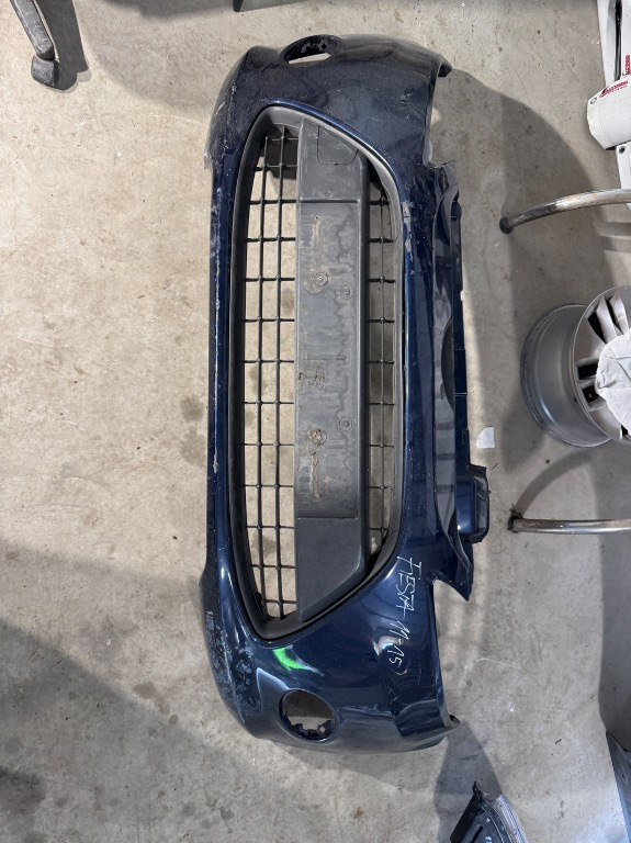 Bara fata Ford Fiesta 2011/2012/2013/2014/2015