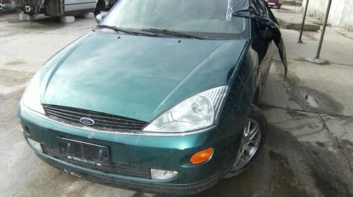 Bara fata ford focus 2 an 2000