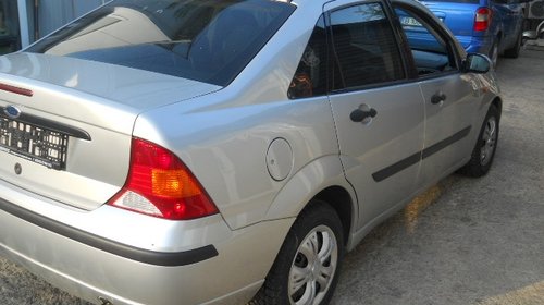 Bara fata Ford Focus 2003 4 usi 1,8 tddi