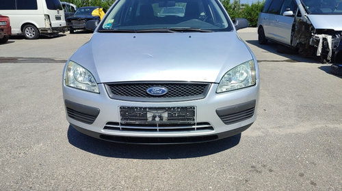 Bara fata Ford Focus 2005, 1.4 Benzina