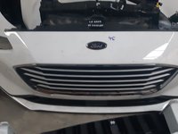 Bara fata Ford Focus 2018