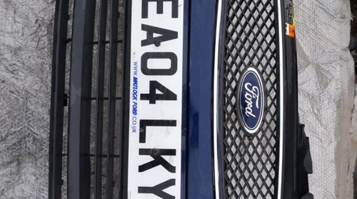 Bara fata Ford Focus C Max cu proiectoare si cu grila