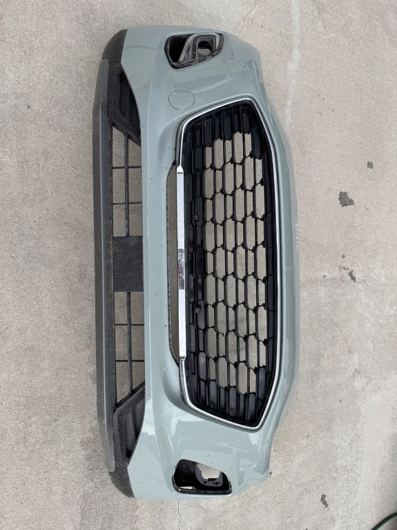 Bara fata + grila centrala FORD PUMA 2019/2020/2021/2022/2023