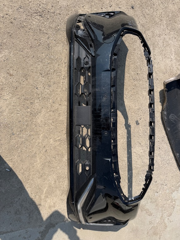 Bara fata + grila stanga Ford Kuga MK3 ST-Line FACELIFT PV4B 2023/2024/2025/2026