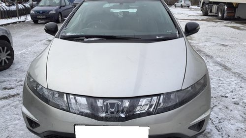 Bara Fata Honda Civic din 2005