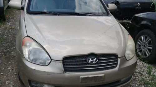 Bara fata Hyundai Accent 2006-2011