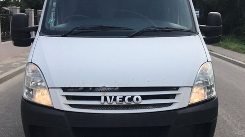 Bara fata Iveco Daily IV 2008 Autoutilitara 2