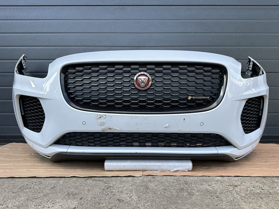 Bara fata Jaguar E Pace X540 R Dynamic, 