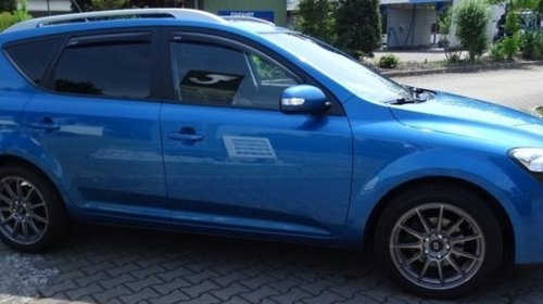 Bara fata Kia cee'd Sporty Wagon 2011 Berlina 1.6CRDI