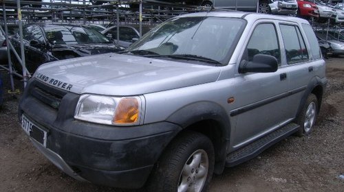 Bara fata Land Rover Freelander