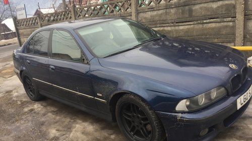 Bara fata M bmw e39 2001