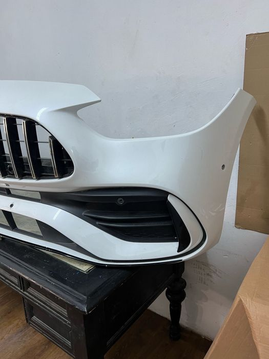 Bara fata Mercedes C-Class W206 C63 AMG 