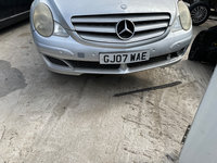 Bara fata Mercedes r class w251 model cu senzori de parcare