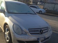 Bara fata Mercedes r class w251