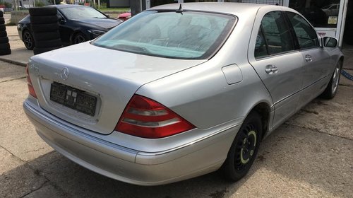 Bara fata Mercedes S-Class W220 2000 limuzina 3.2