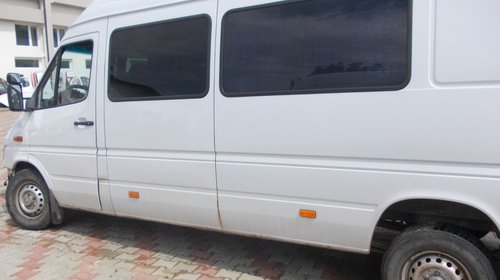 Bara fata Mercedes SPRINTER 2005 VAN 2.7 cdi